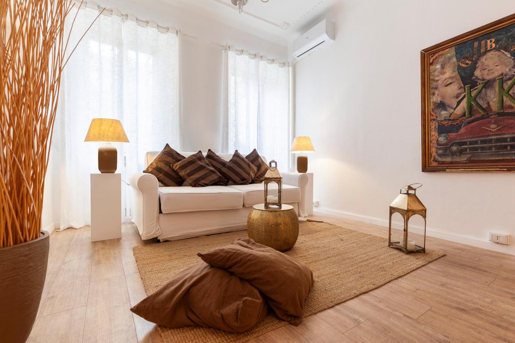 Piazza Di Spagna Historic Flat — Photos 3